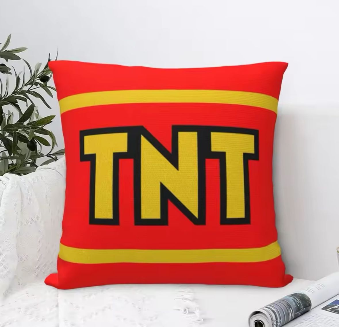 Crash Bandicoot TNT Pillow / Cushion (40*40cm)