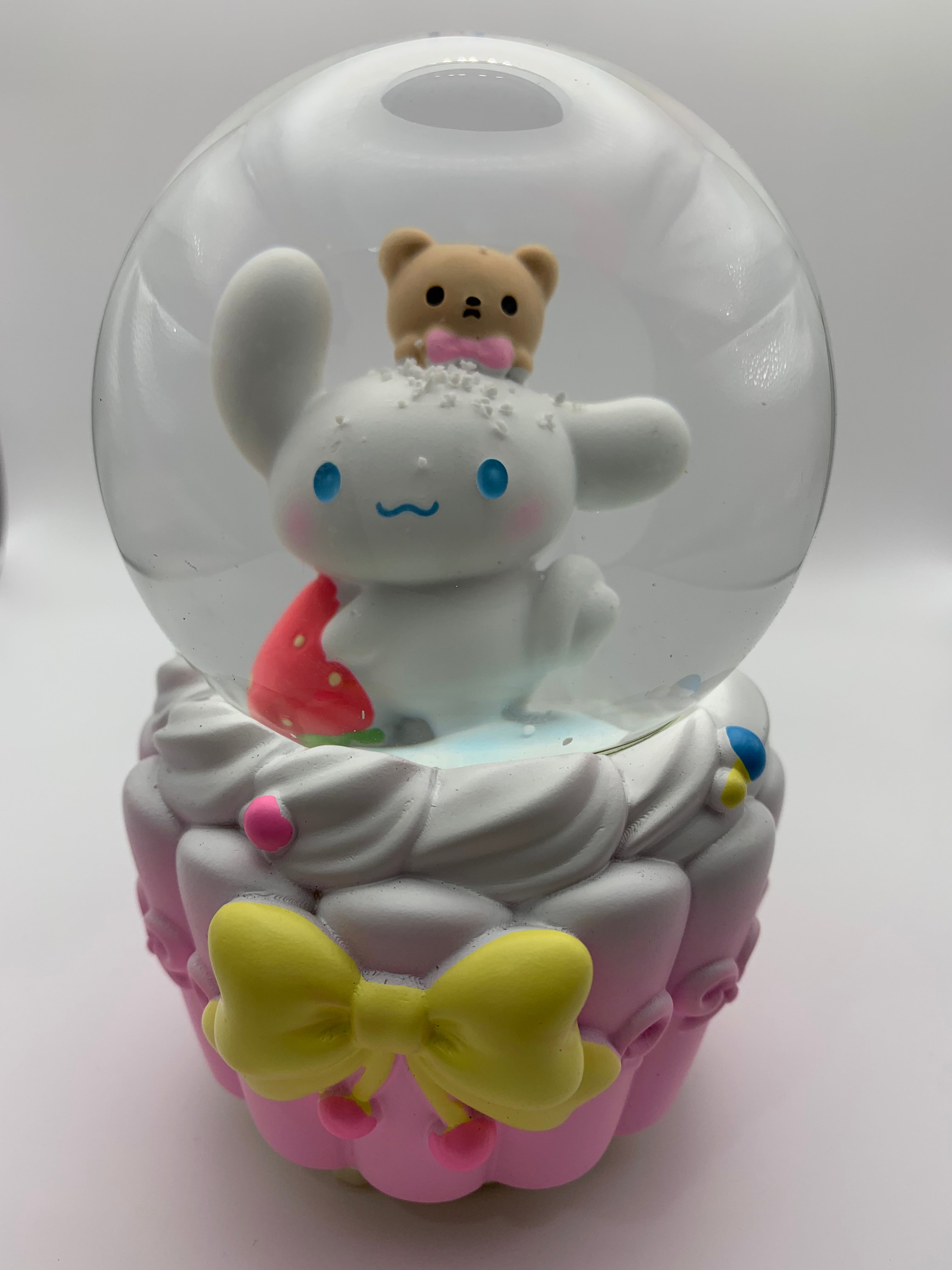 Hello Kitty Musical Snow Globe 3D Crystal Ball, Music Box with Colorful LED Light 1 (13cm)