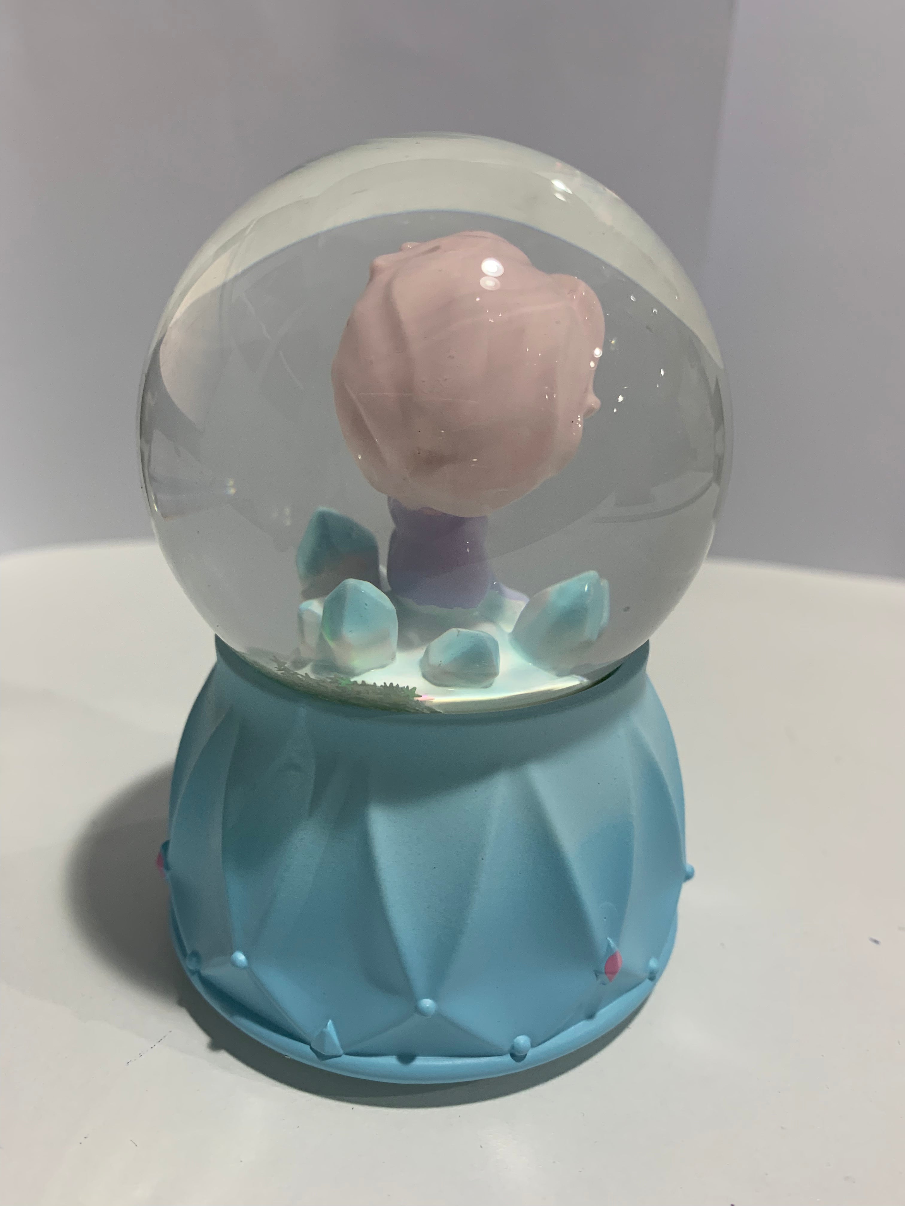 Disney Frozen Elsa Snow Globe 3D Crystal Ball With Colorful LED Light (10cm)