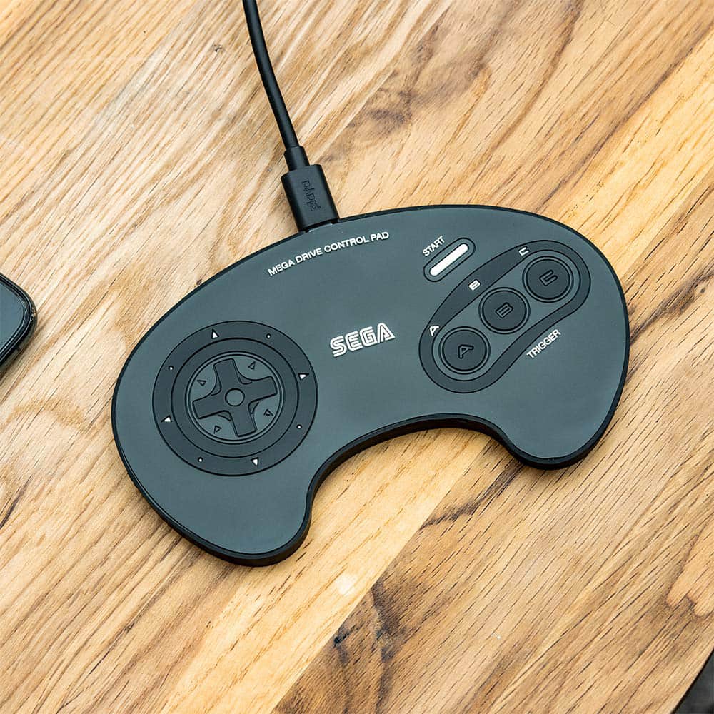 Official SEGA Mega Drive Hand Controller Wireless Charging Mat