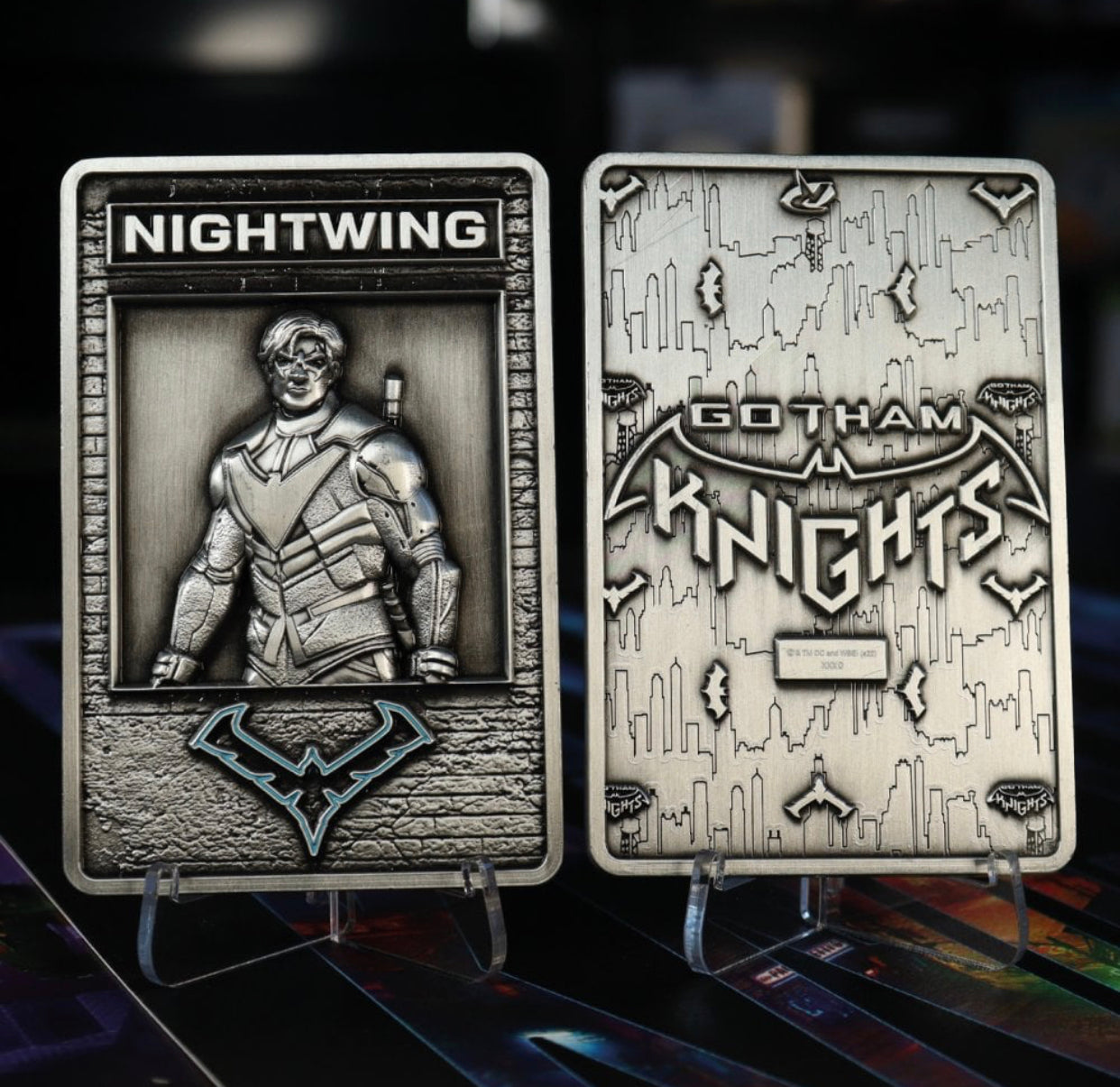 DC Comics Gotham Knights Nightwing Limited Edition Metal Card (10cm)