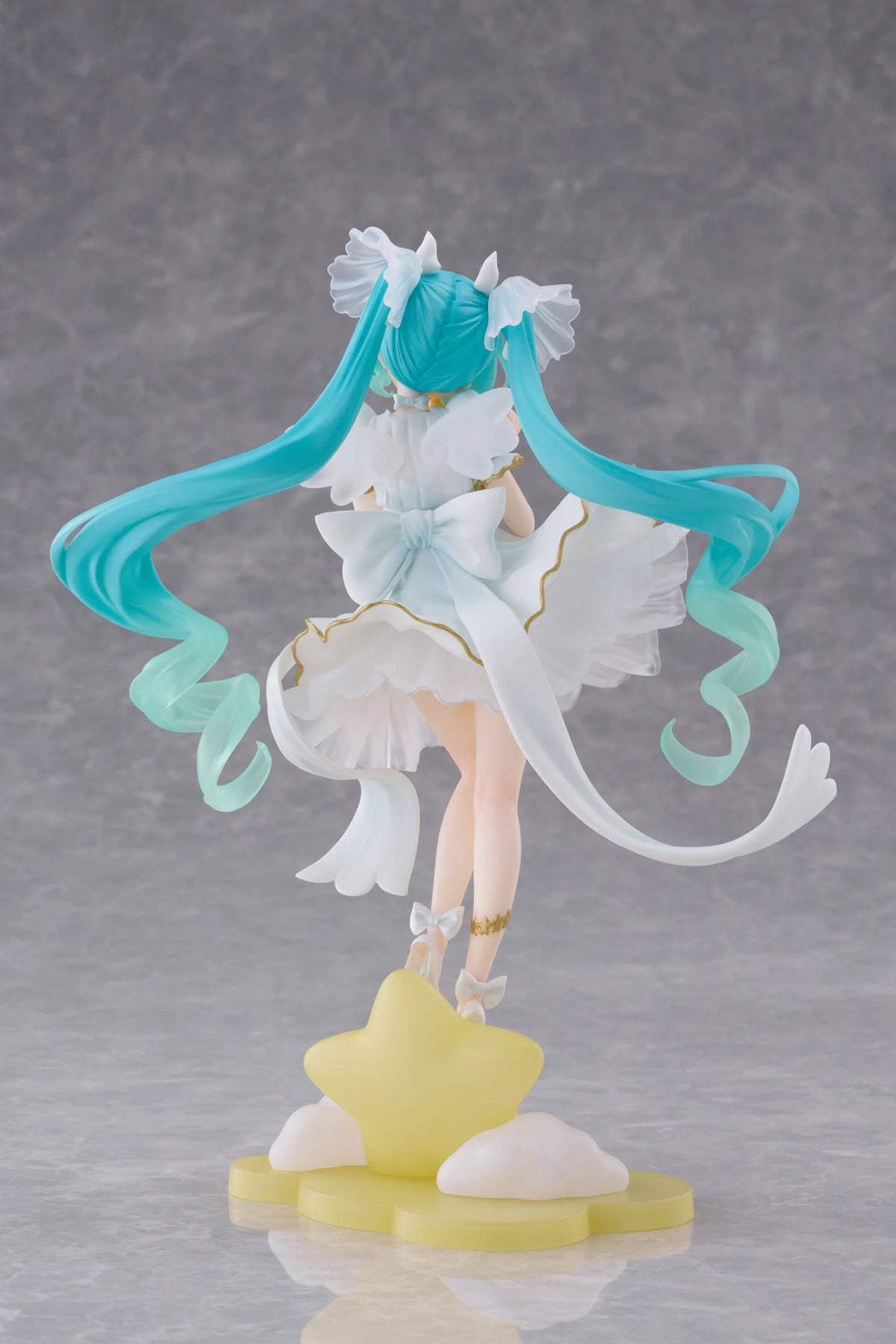 Anime Hatsune Miku Birthday 2026 - Miku Star Dreamy Ver. Figure (22cm)