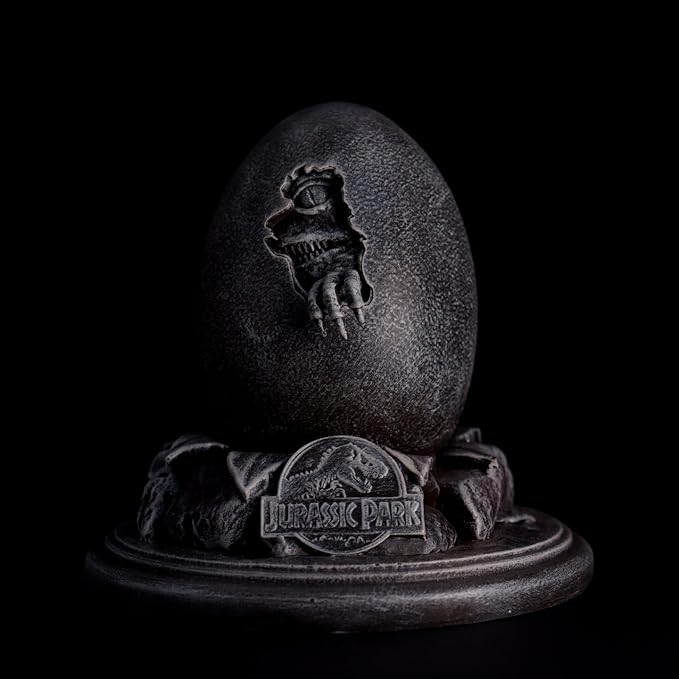 Jurassic Park 30th Anniversary Replica Egg (12cm) & John Hammond Cane Set (19cm)