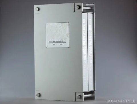 Metal Gear" 25th Anniversary Artworks Limited Edition 400 Pieces (Special Case)