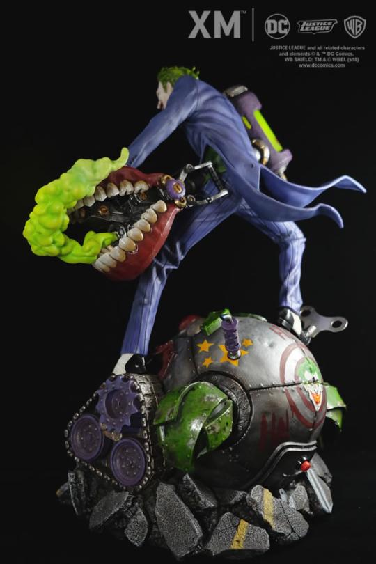 The Joker - Rebirth 1/6 Scale Statue (Like New) - Limited to 600 Pieces