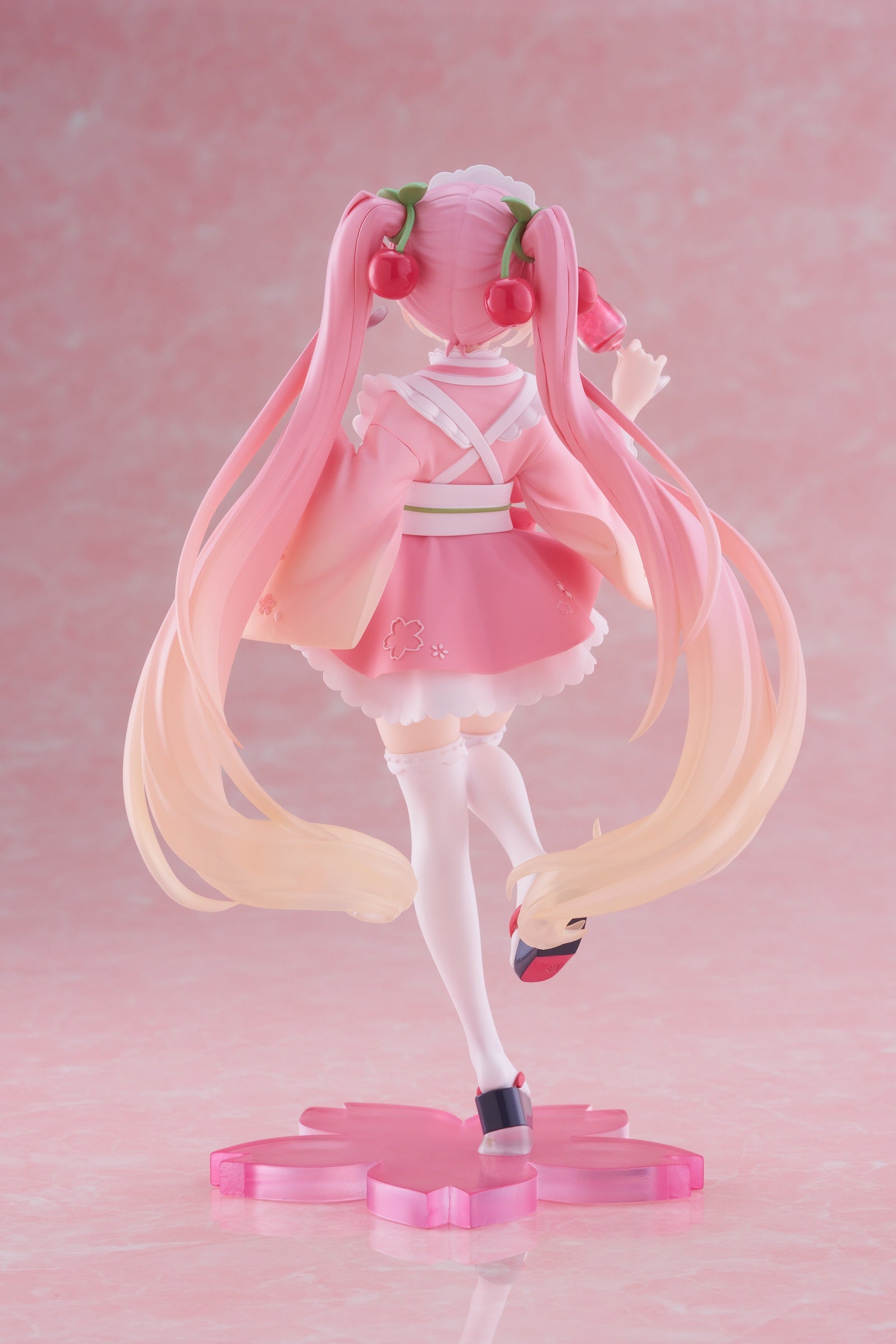 Anime Hatsune Miku Sakura Figure (18cm)