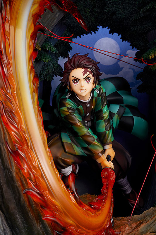 Anime Demon Slayer: Kimetsu no Yaiba Tanjiro Kamado Hinokami Kagura Dance Complete Figure (36cm)