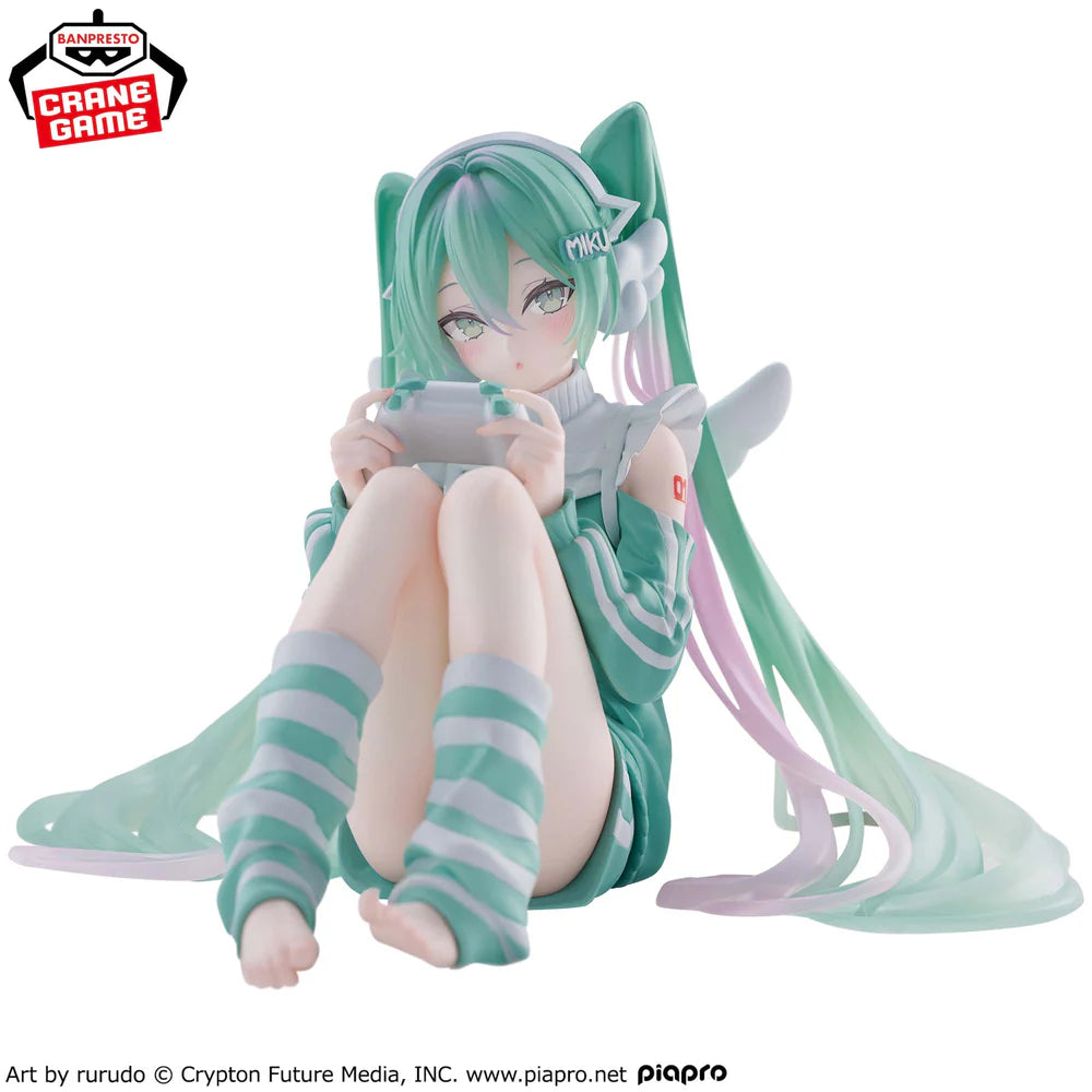 Anime Hatsune Miku Holiday Memories - Hatsune Miku Game Ver. Figure (13cm)