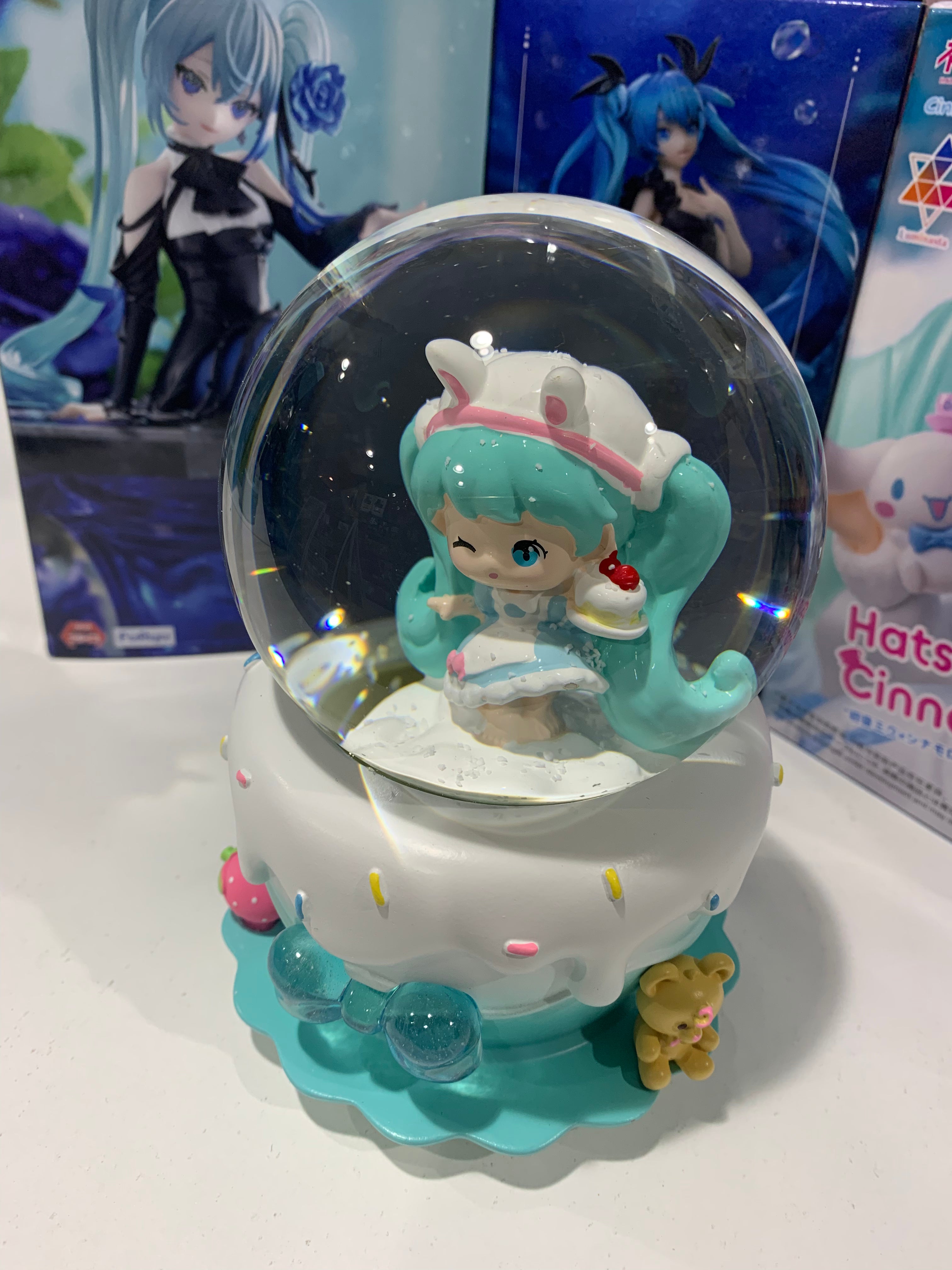 Hatsune Miku Musical Snow Globe 3D Crystal Ball, Music Box with Colorful LED Light (17cm)