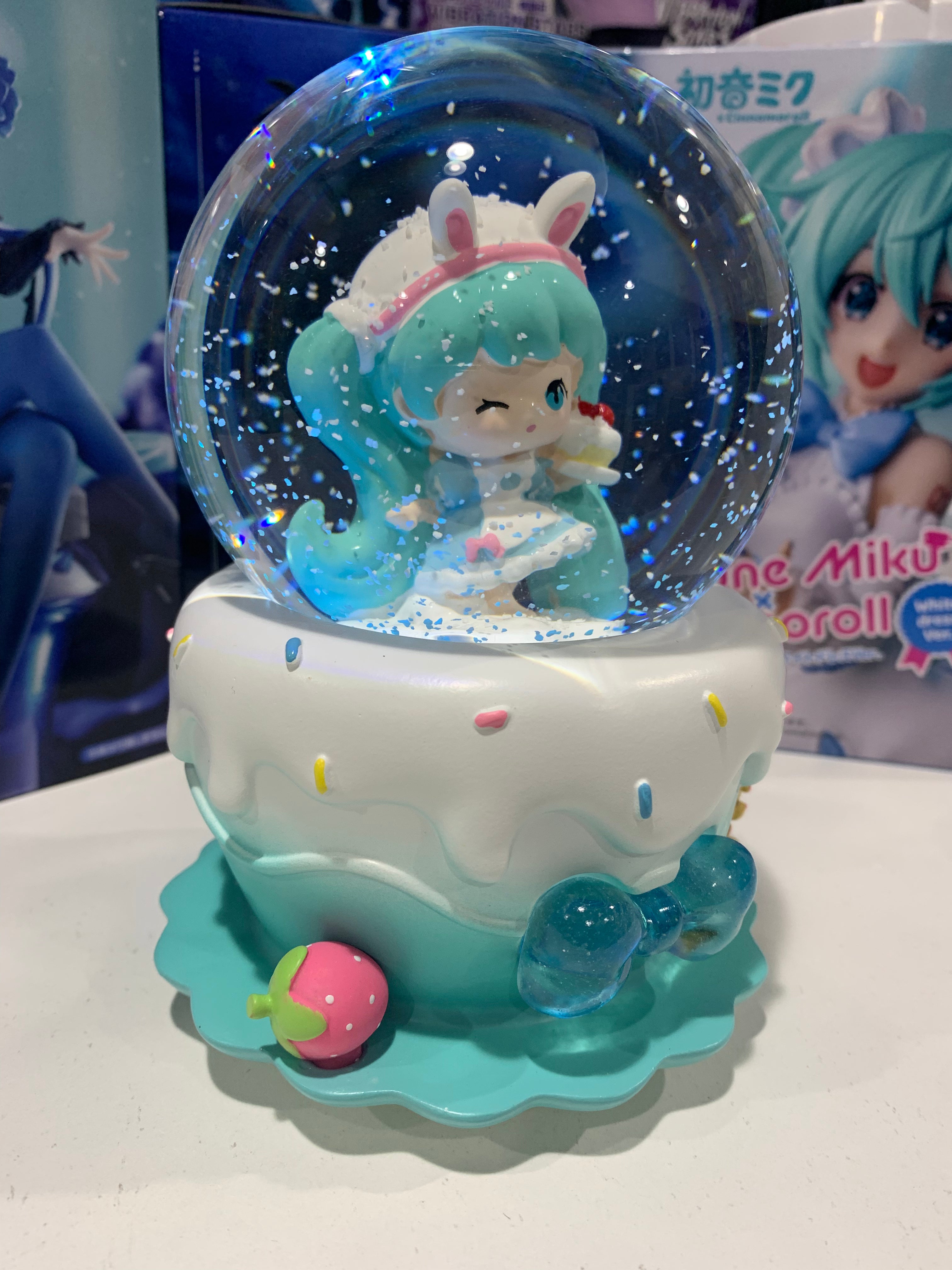 Hatsune Miku Musical Snow Globe 3D Crystal Ball, Music Box with Colorful LED Light (17cm)