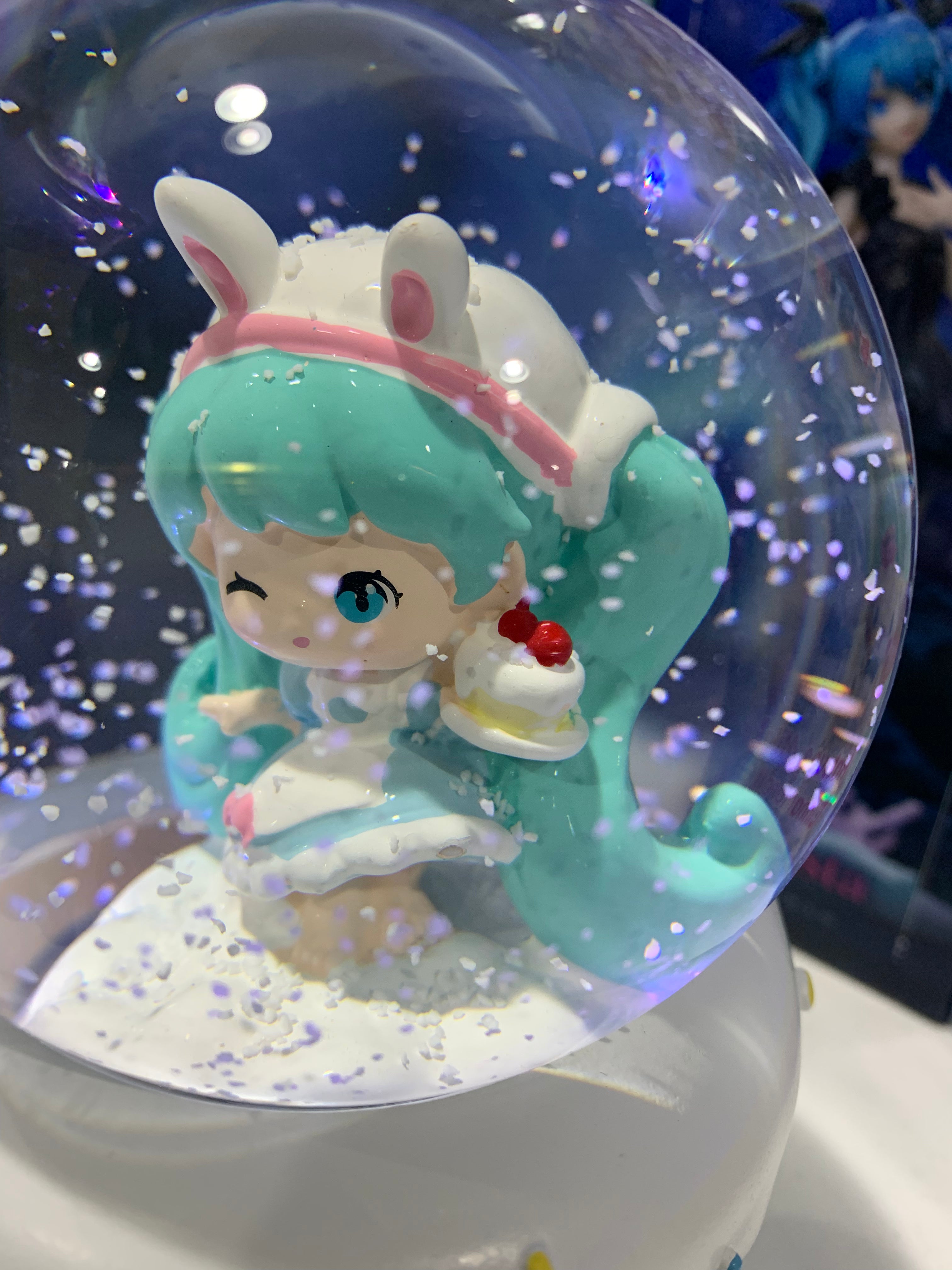 Hatsune Miku Musical Snow Globe 3D Crystal Ball, Music Box with Colorful LED Light (17cm)