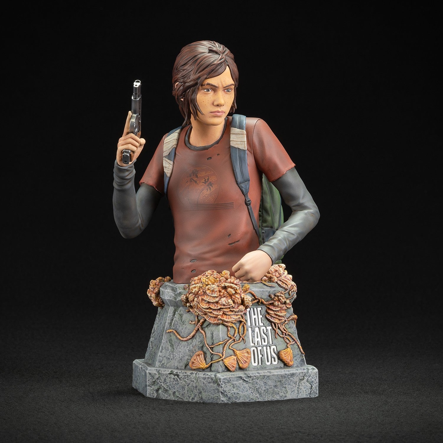 The Last of Us: Ellie with Handgun Bust (19cm)
