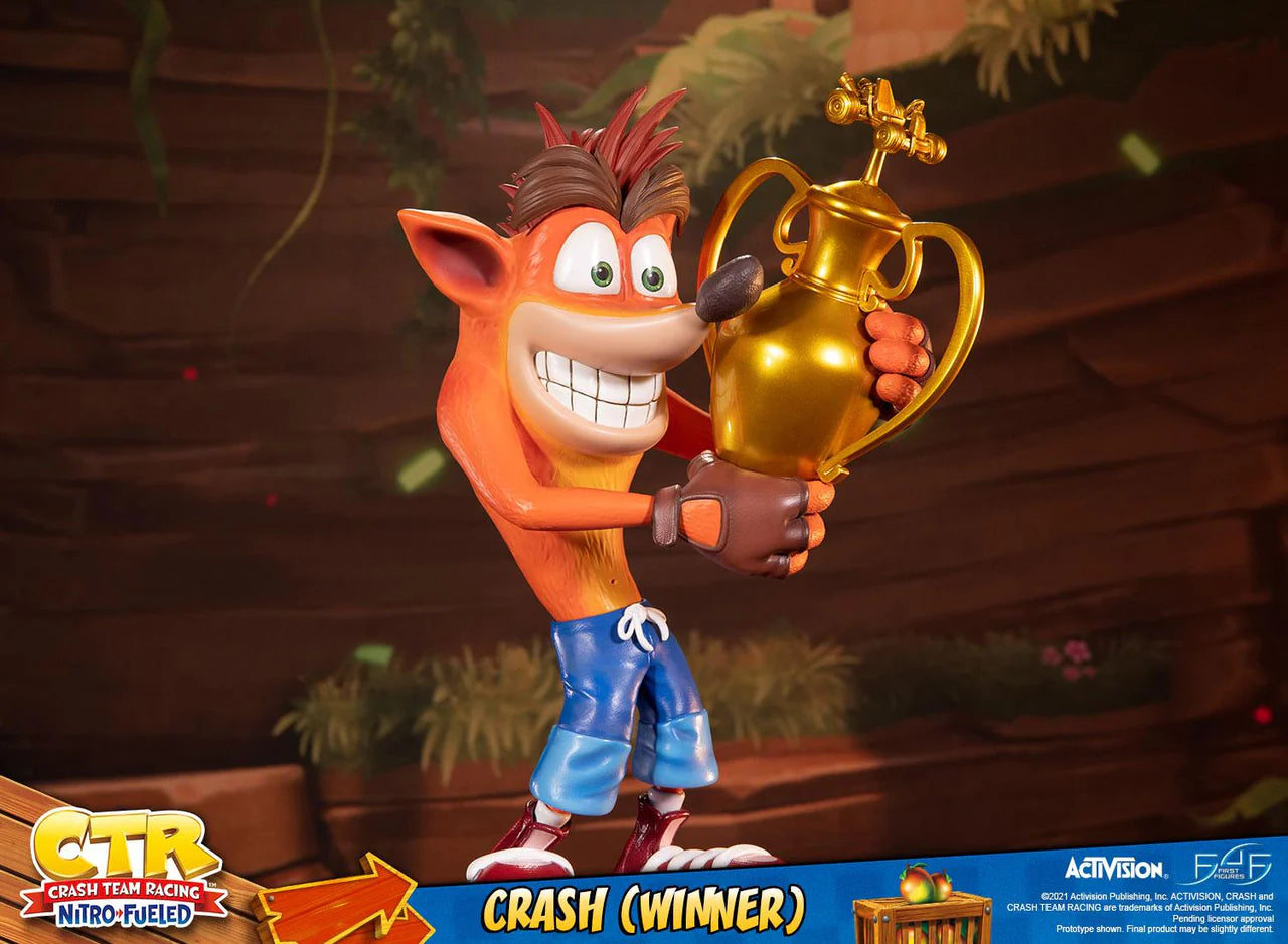 [RTR] Crash Team Racing Nitro-Fueled – Crash Winner Standard Edition Statue (46cm)