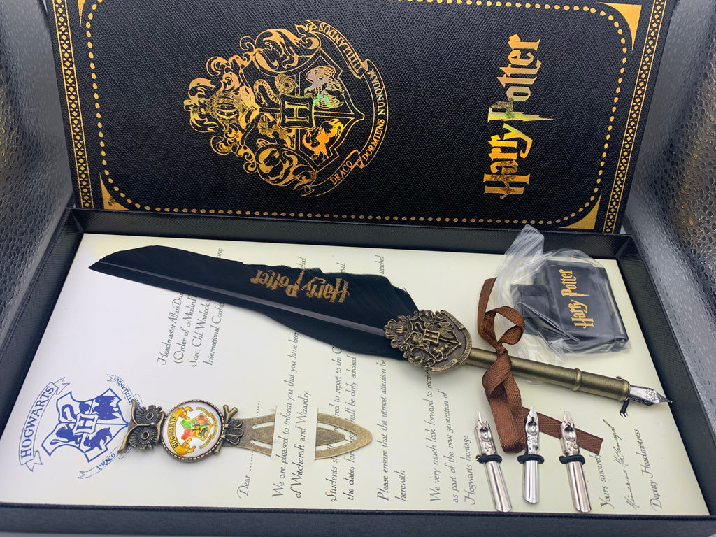 Harry Potter Vintage Feather Quill Pen Set with Ink and 3 Nibs (Black)