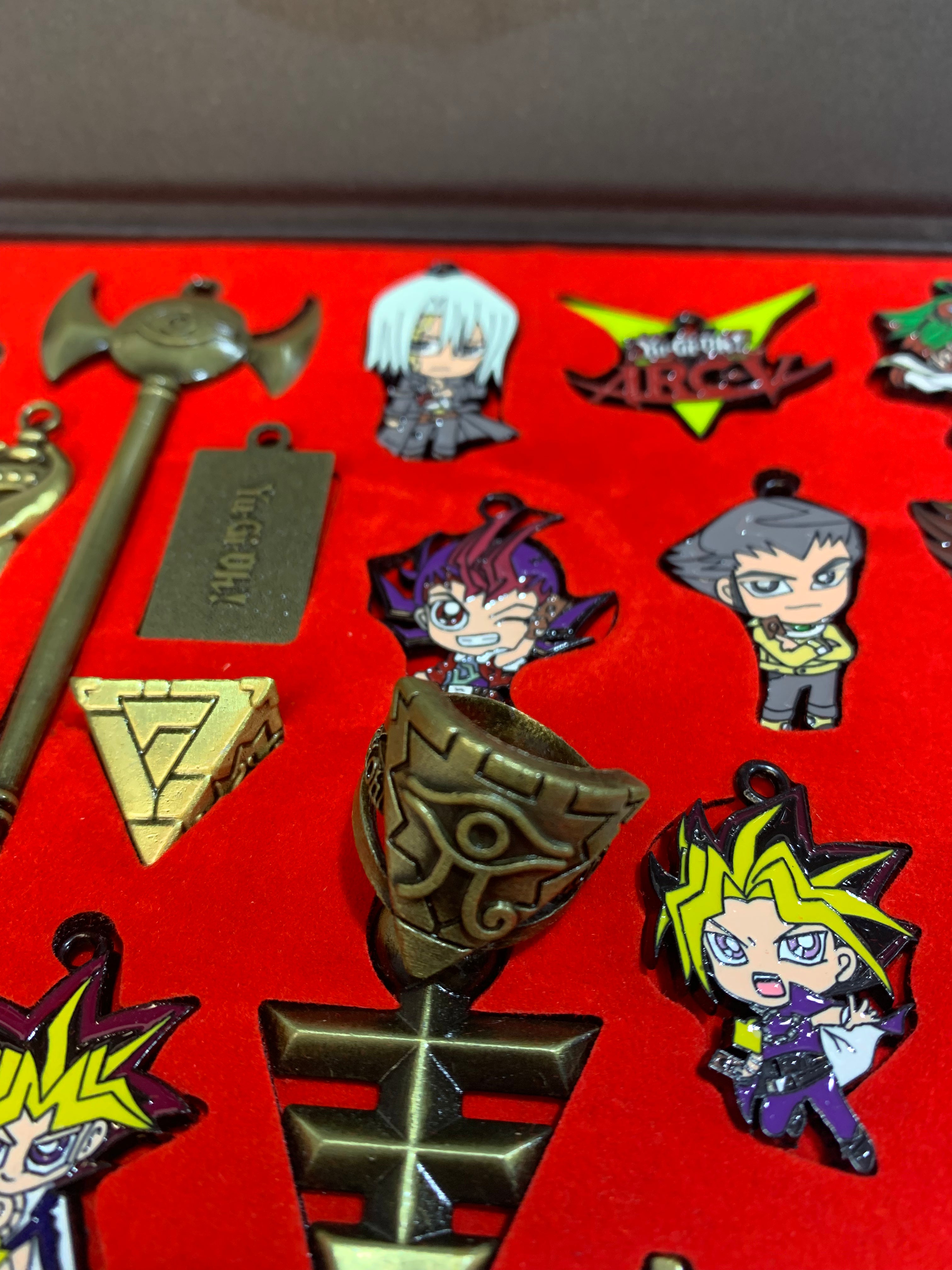Anime Yu Gi Oh Metal Necklace & Keychain Collection Box 20pcs