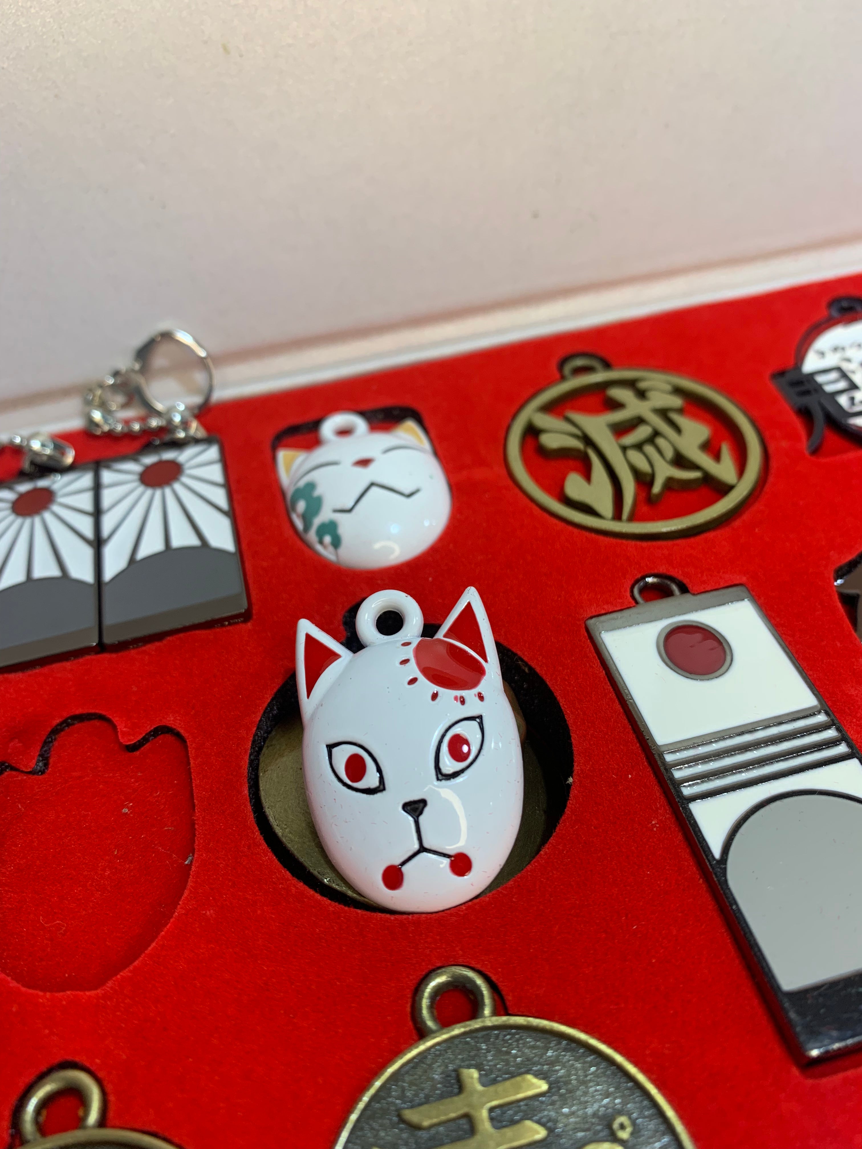 Anime Demon Slayer Metal Necklace & Keychain Collection Box 23pcs