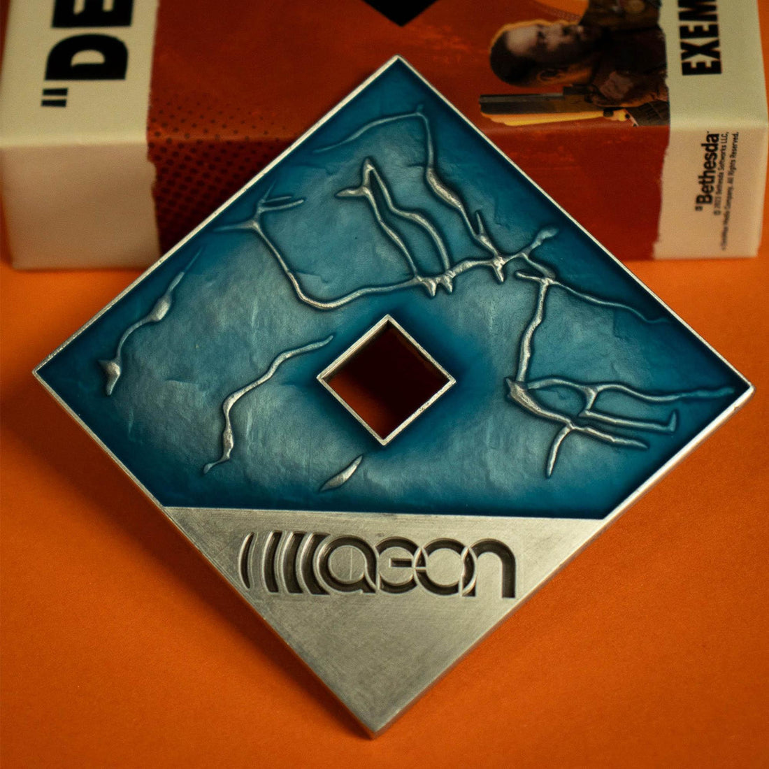 Official Deathloop Limited Edition Trinket Medallion