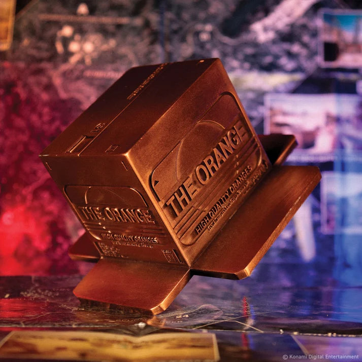 Official Metal Gear Solid 2 Replica Antique Gold Plated Cardboard Box