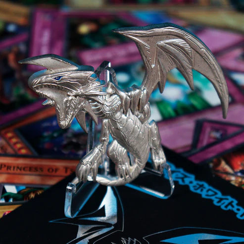 Official Yu-Gi-Oh! Limited Edition Blue Eyes White Dragon .999 Silver Plated XL Pin Badge