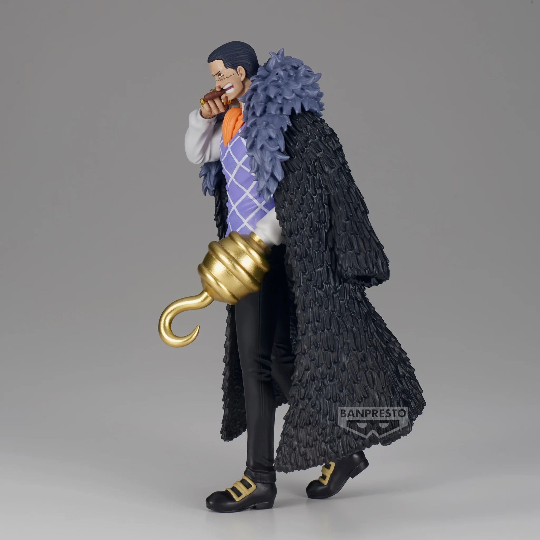 Anime One Piece - Crocodile The Shukko Figure (17cm)