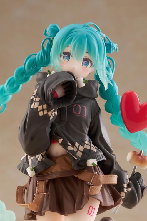 Anime Hatsune Miku - Vocaloid Fashion Outdoor Ver. Figure (18cm)