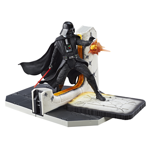 [RTR] Star Wars The Black Series: Darth Vader Light Up Centerpiece Figure (15cm)