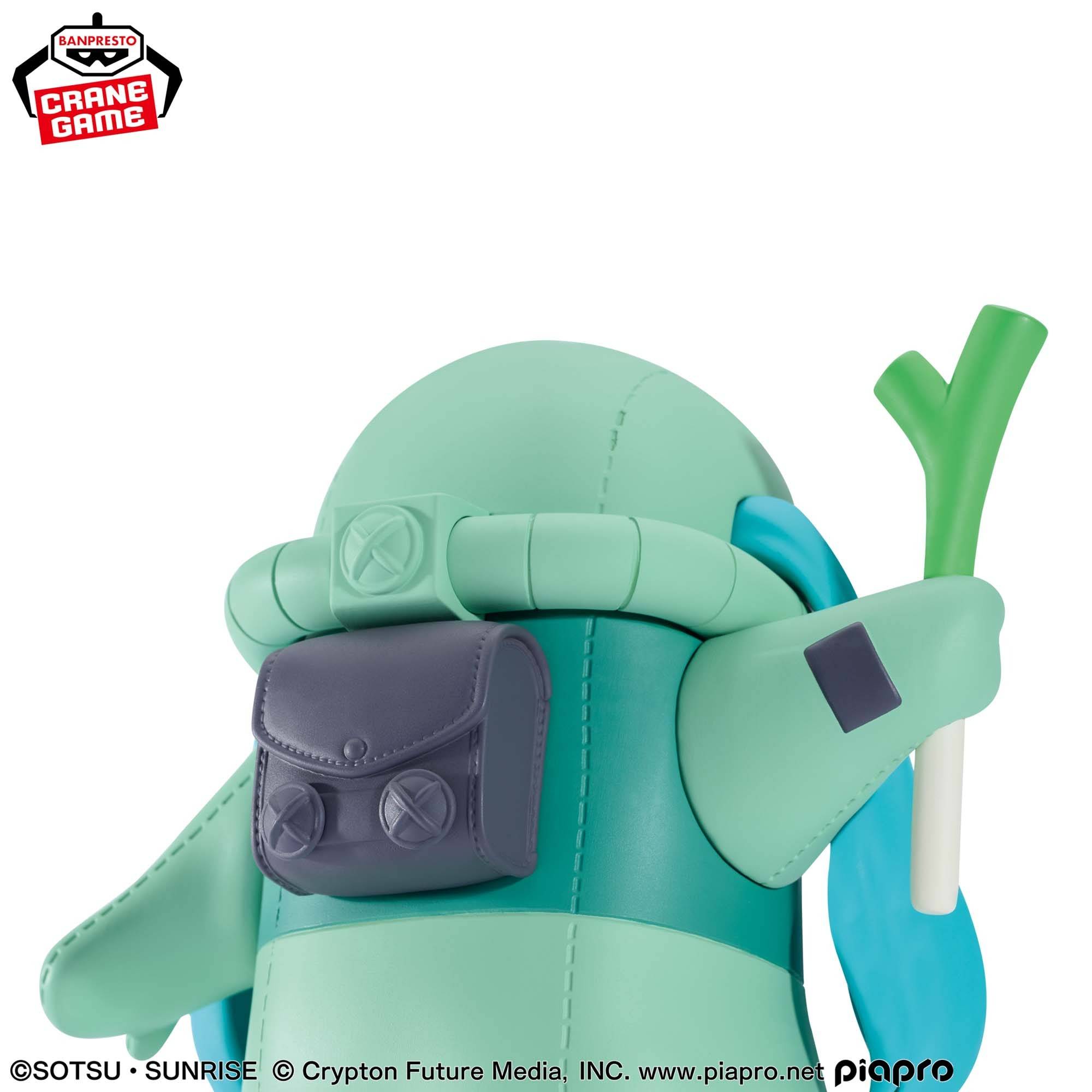 Anime Hatsune Miku x Gundam 45th Anniversary : Miku Zaku-Gurumi Figure (15cm)