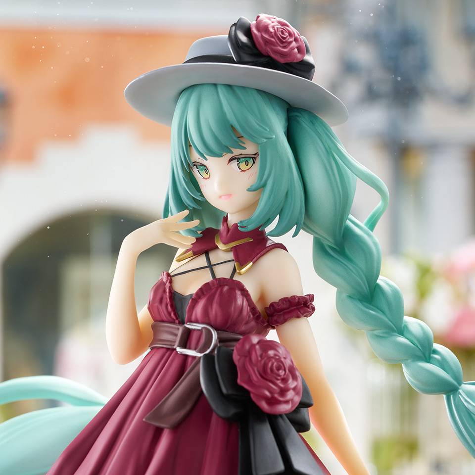 Anime Hatsune Miku Trio-Try-iT Figure Outing Dress Red Color ver (19cm)