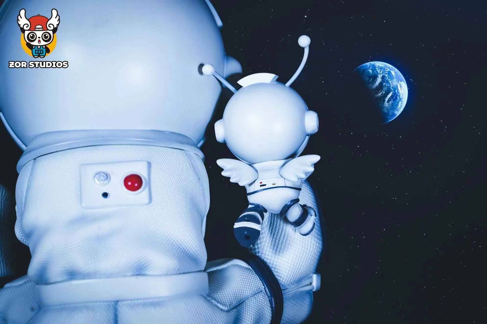 ZOR STUDIO - Astronaut Arale Dr. Slump Figure (25cm)