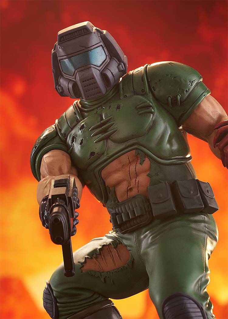 POP UP PARADE SP: Doom - Doom Marine Figure (20cm)