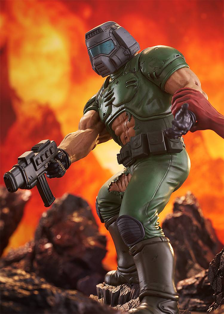 POP UP PARADE SP: Doom - Doom Marine Figure (20cm)
