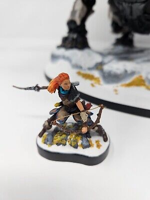 Horizon Forbidden West Tremortusk & Aloy Figure