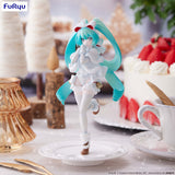 Hatsune Miku sweet Noelle Figure - (18cm)