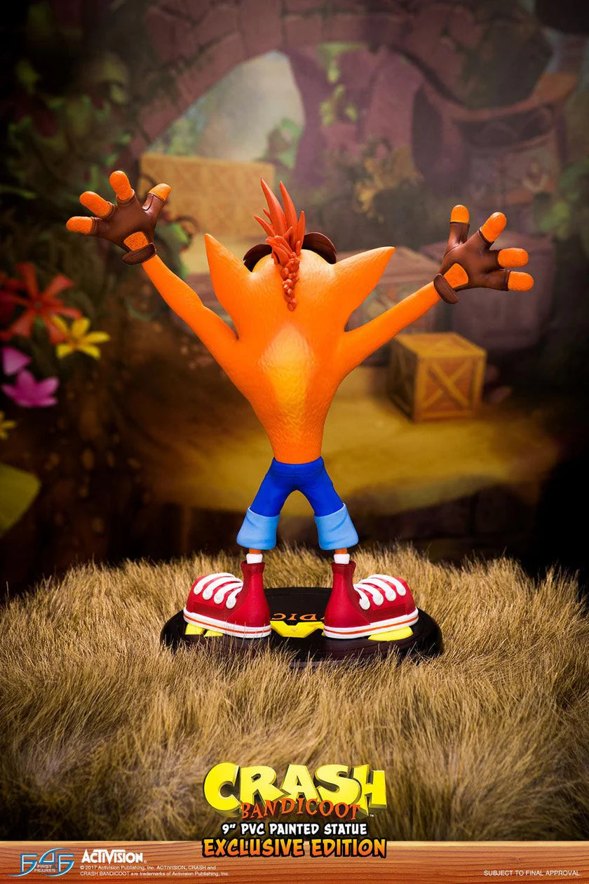 Official F4F Crash Bandicoot PVC Exclusive Edition Statue (22cm)