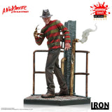 A Nightmare Freddy Krueger Deluxe 1/10 Scale Figure From Iron Studios