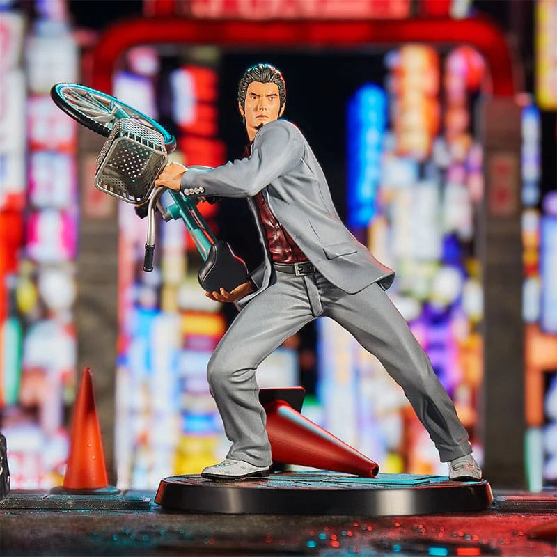 Yakuza Kazuma Kiryu Figure (26.5cm)
