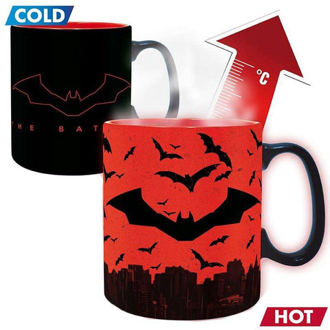 Official DC Comics The Batman Heat Magic Mug (469ml)